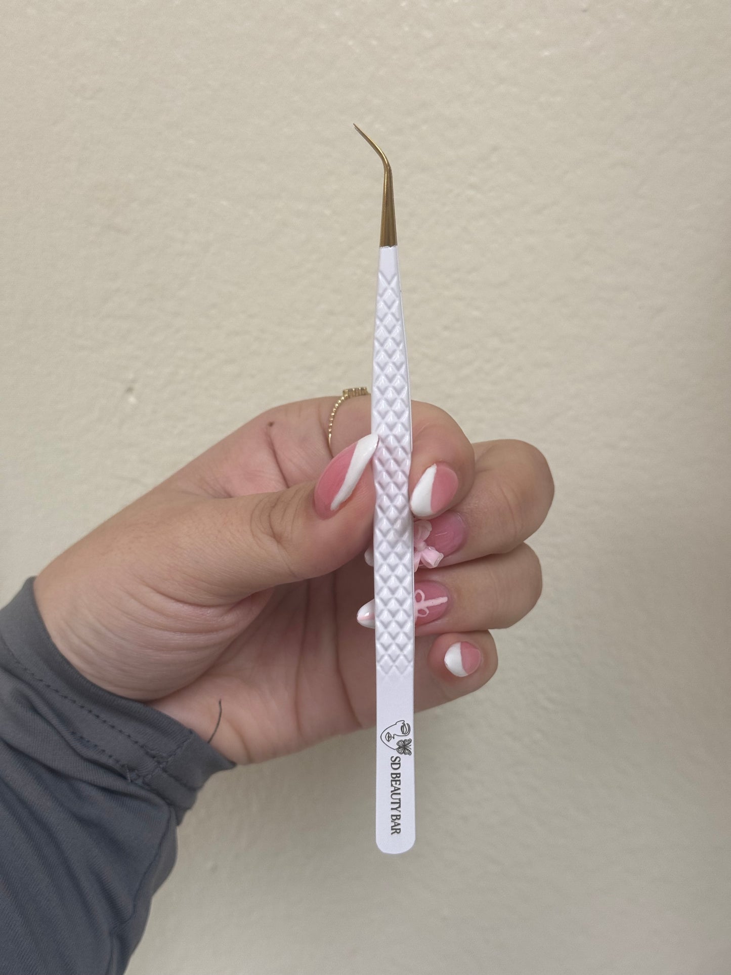 Lunar Tweezer