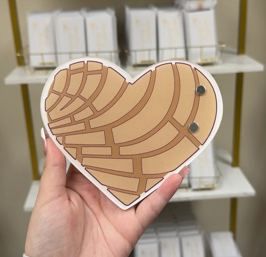 Concha Heart Lash Tile